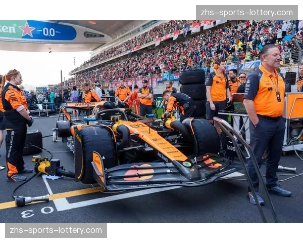 F1中国大奖赛即将开赛,各车队物资抵达上海国际赛车场备战 F1中国大奖赛即将开赛,各车队物资抵达上海国际赛车场备战