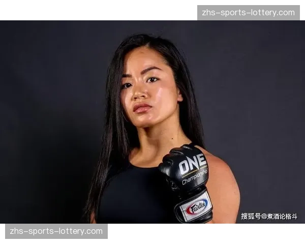 ONE冠军赛“永不言弃”：斯坦普·菲尔泰斯重夺女子原子量级冠军